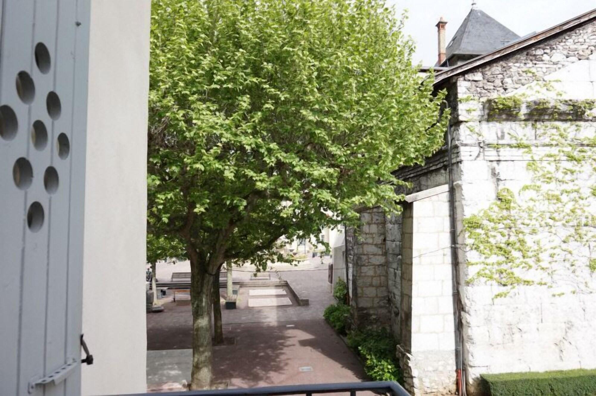 De La Couronne Aix-les-Bains