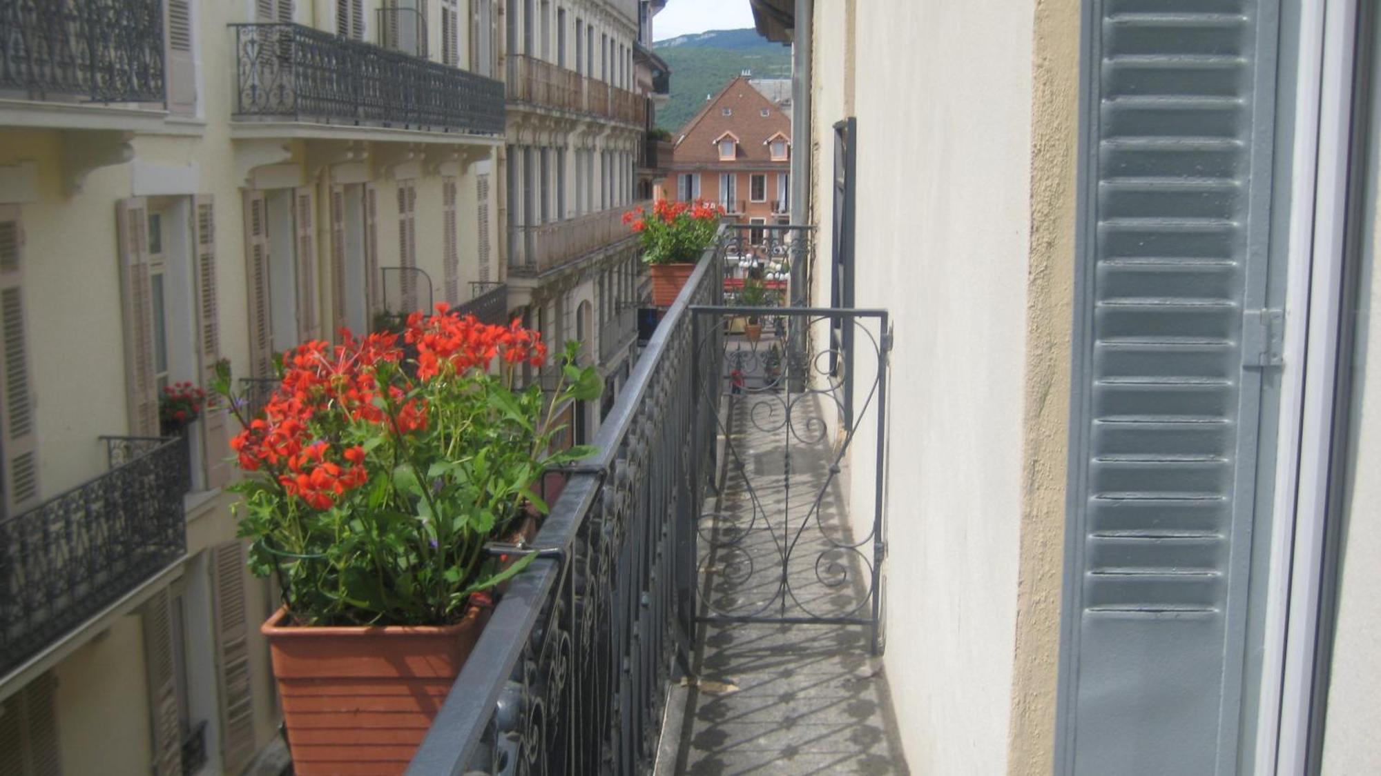 De La Couronne Aix-les-Bains