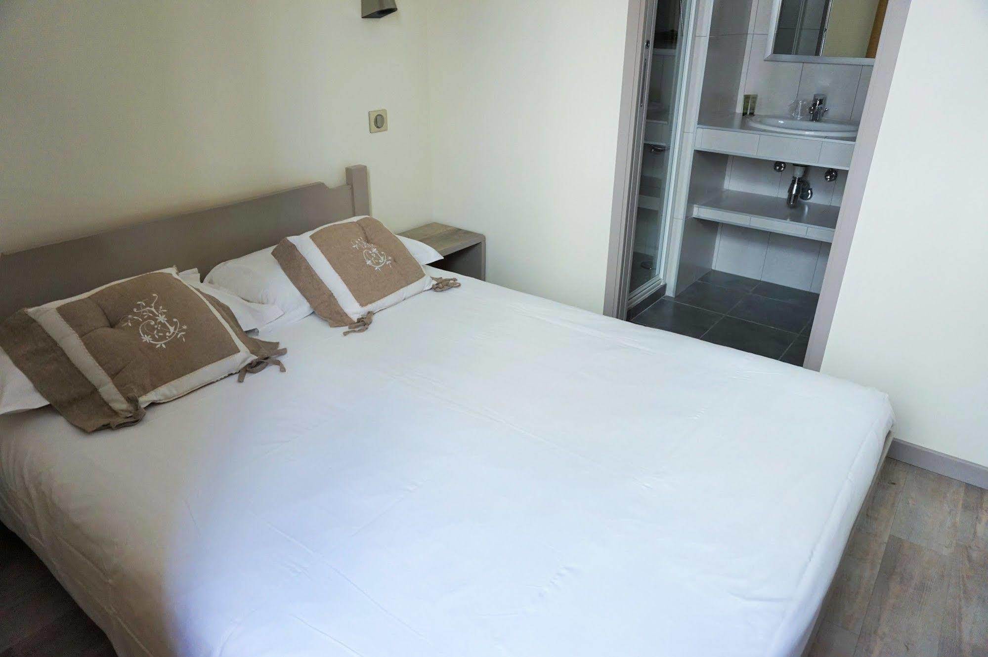 De La Couronne Hotel Aix-les-Bains